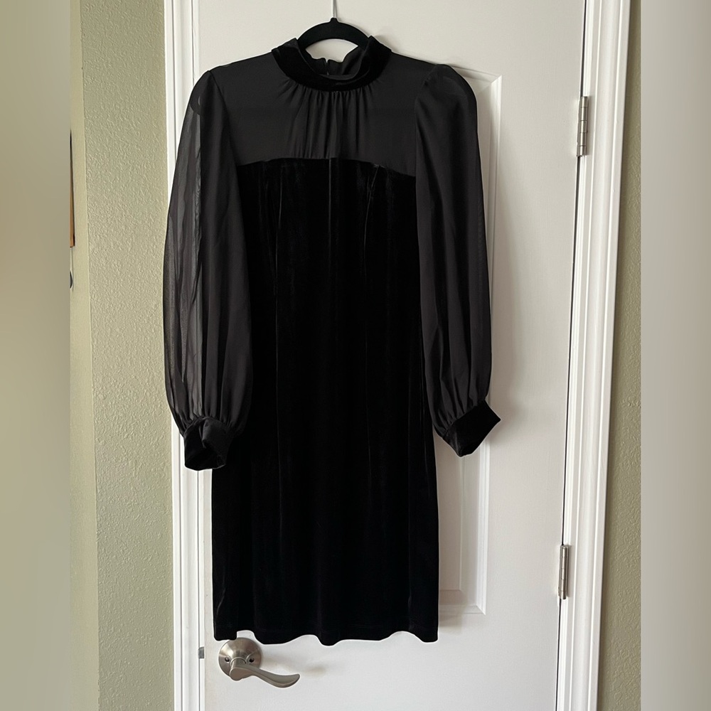 Elegant Black Velvet Midi Dress with Sheer Sleeves Large